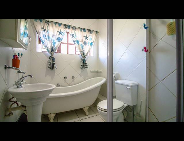 4 BEDROOM HOUSE FOR SALE IN DORCHESTER HEIGHTS